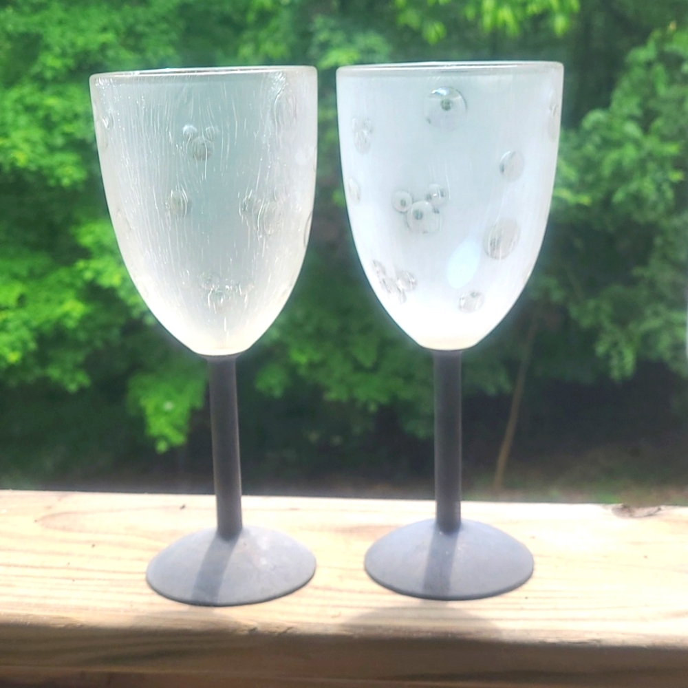 Plastic wine glasses